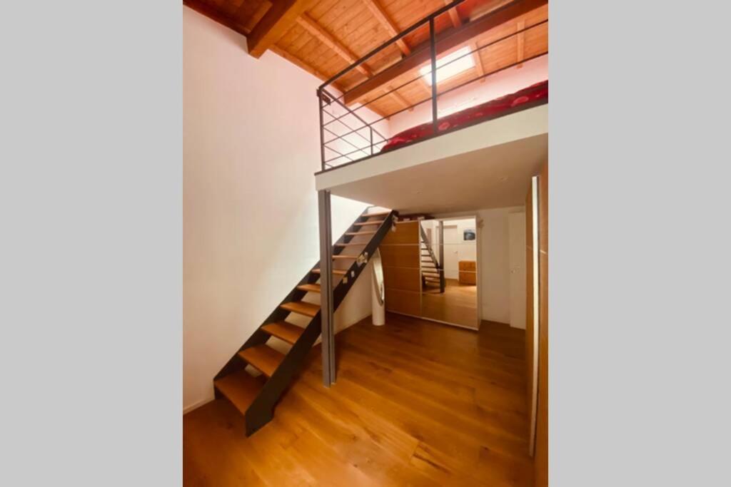 Ferienwohnung Viareggina Con Giardino Marina Di Pisa Exterior foto